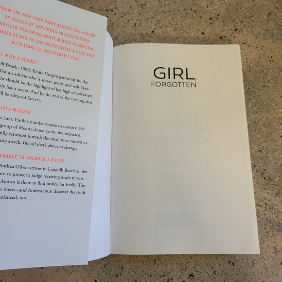 Girl, Forgotten by Karin Slaughter Paperback Thriller Book - GUC - Picture 5 of 7